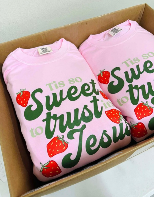 Tis’ So Sweet Tee